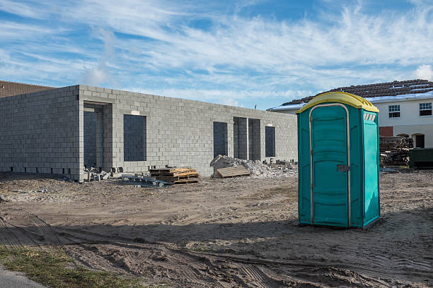 Portable Toilet Options We Offer in Bacliff, TX